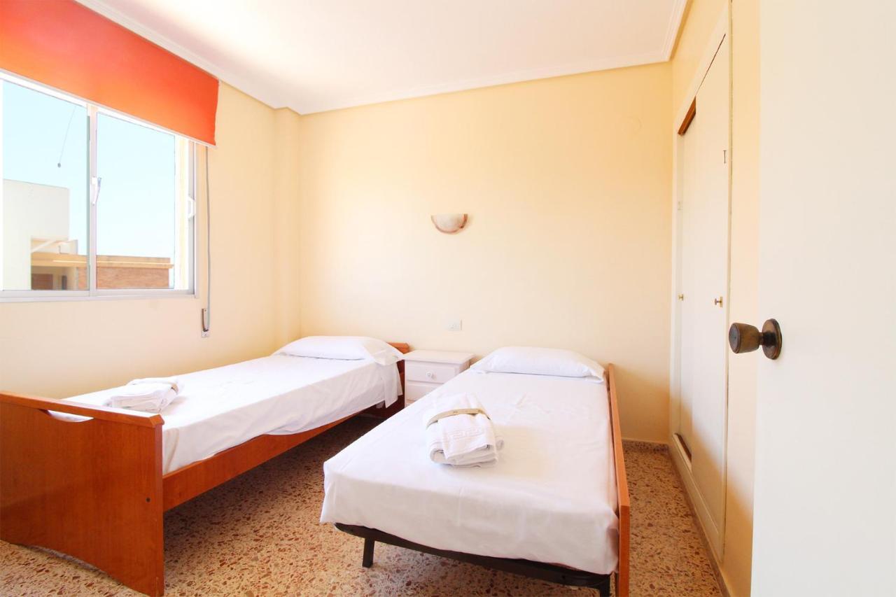 Global Properties, Apartamento Con Terraza Y Vistas A La Playa 卡耐特蒂贝兰格 外观 照片
