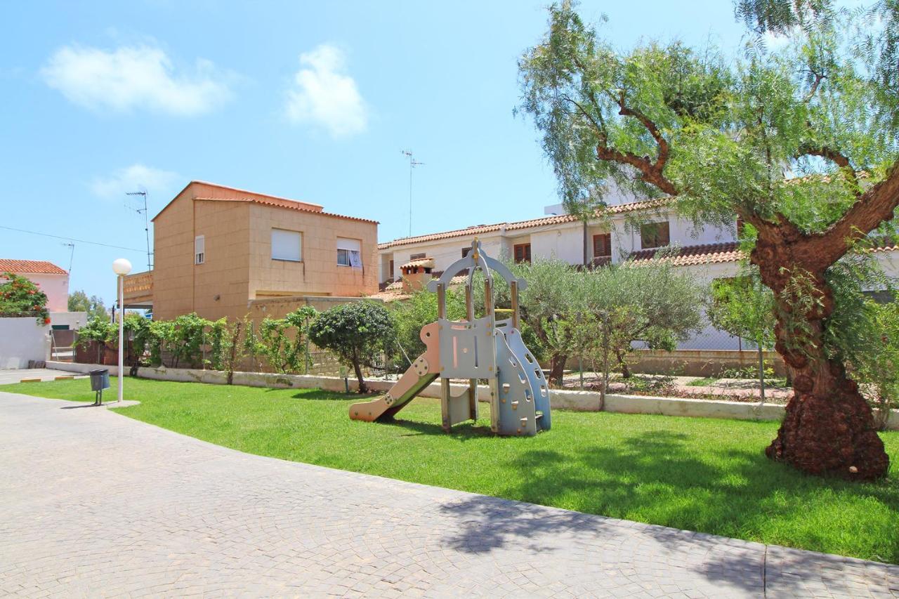 Global Properties, Apartamento Con Terraza Y Vistas A La Playa 卡耐特蒂贝兰格 外观 照片