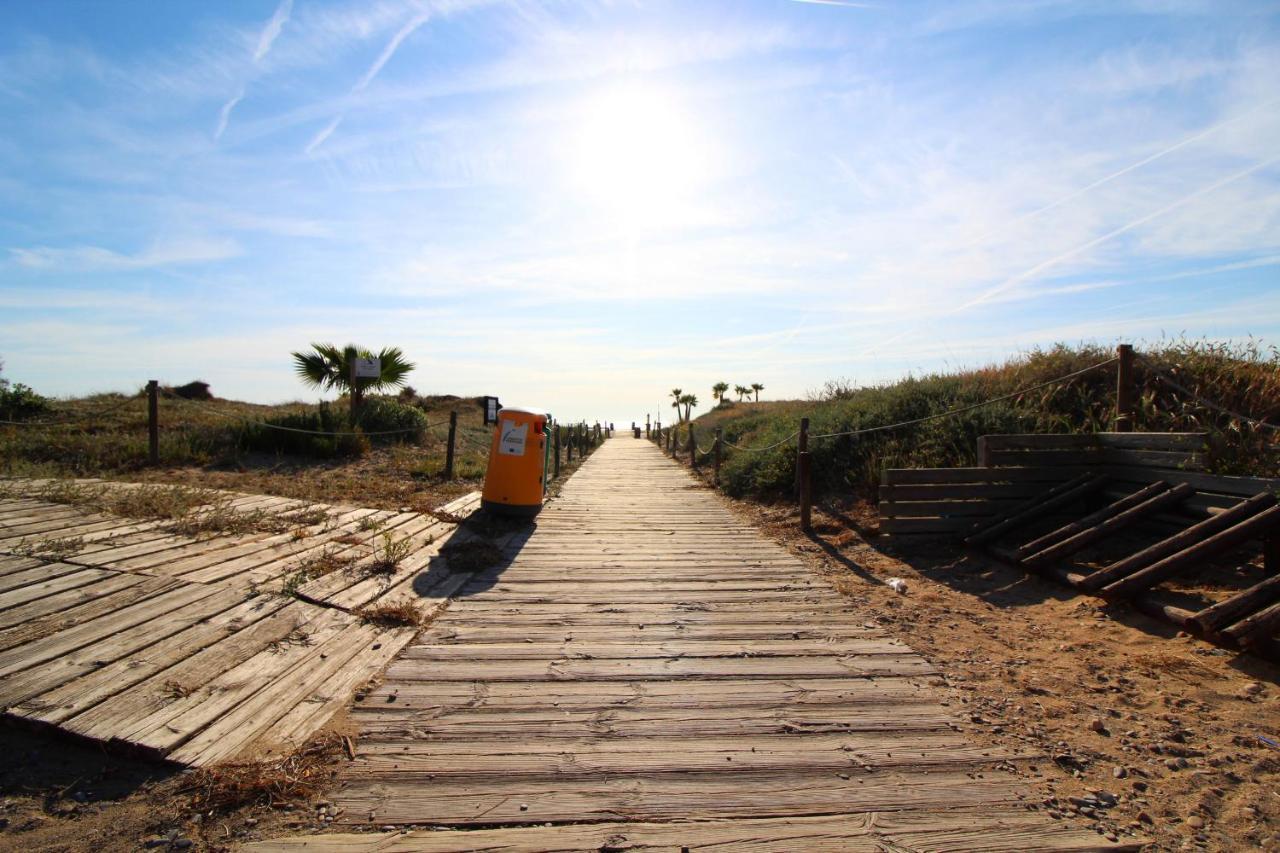 Global Properties, Apartamento Con Terraza Y Vistas A La Playa 卡耐特蒂贝兰格 外观 照片