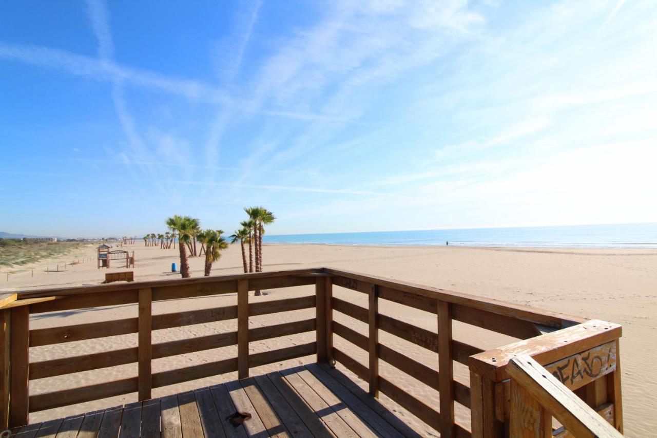 Global Properties, Apartamento Con Terraza Y Vistas A La Playa 卡耐特蒂贝兰格 外观 照片