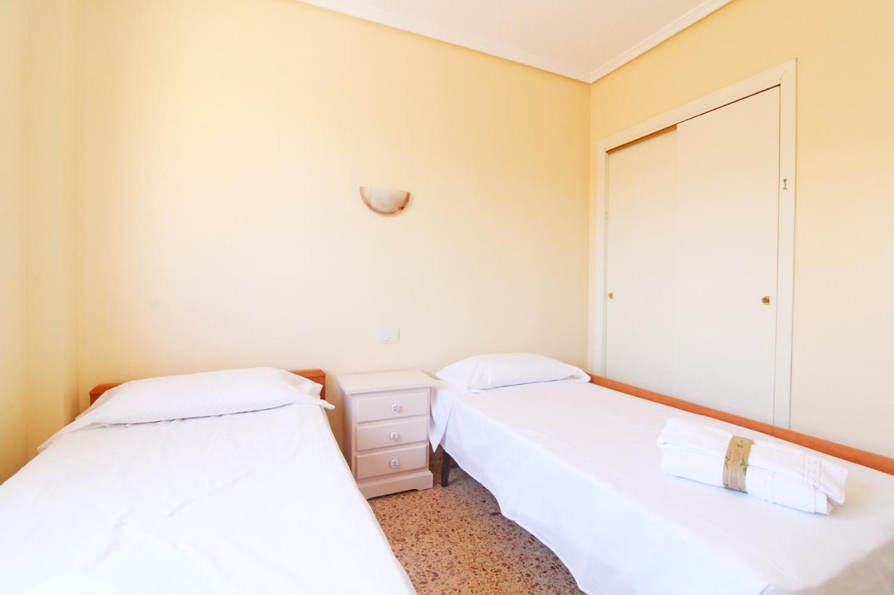 Global Properties, Apartamento Con Terraza Y Vistas A La Playa 卡耐特蒂贝兰格 外观 照片
