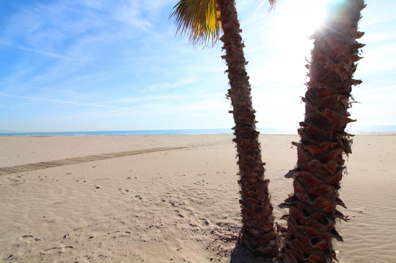 Global Properties, Apartamento Con Terraza Y Vistas A La Playa 卡耐特蒂贝兰格 外观 照片